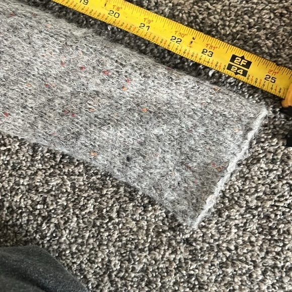 Babaton x ARITZIA V-neck Pullover Long Sleeve Sweater - Picture 11 of 11